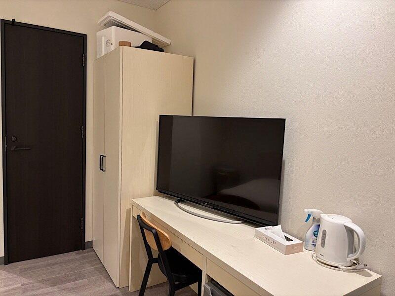 株式会社BRAVELYの制服8