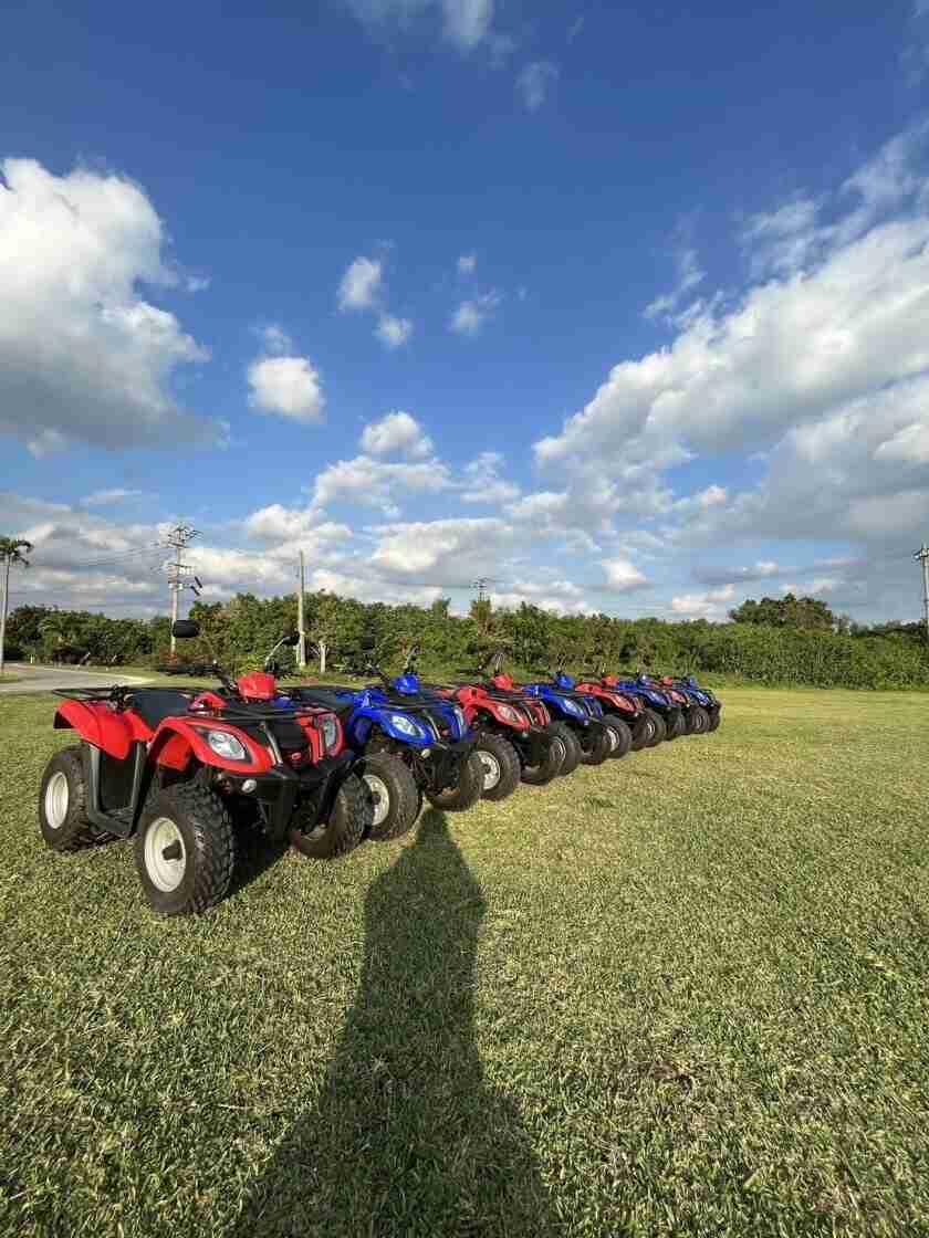 有限会社ぷしぃぬしまの制服1