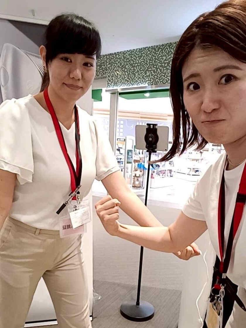 株式会社Alfine(アルフィン)の制服3