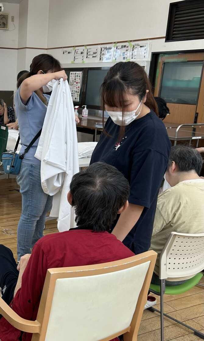 社会福祉法人みぬま福祉会 太陽の里 白岡の制服1