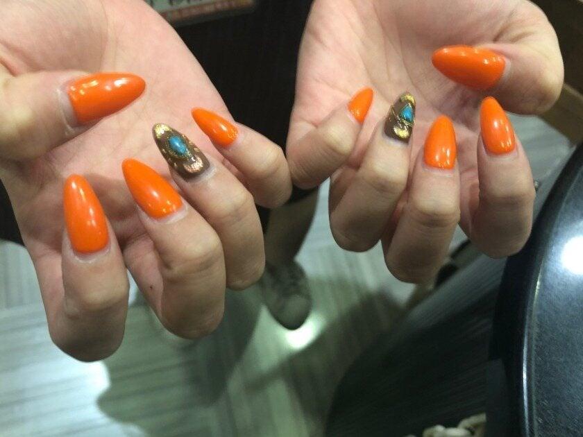 ニコニコ八尾山本店の制服1