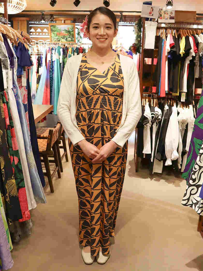 Maunaloa 恵比寿店の制服3