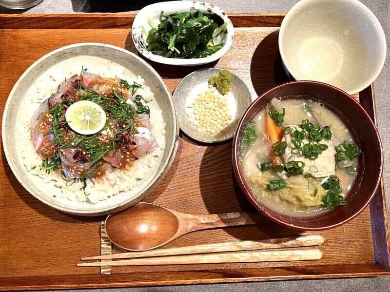 呼子甚六食堂の仕事画像3