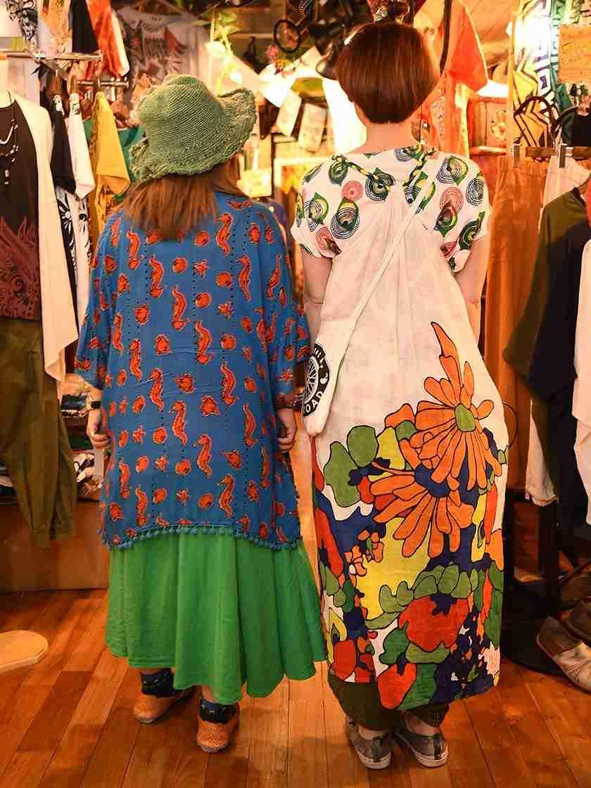 チャイハネ 浜松店の制服2