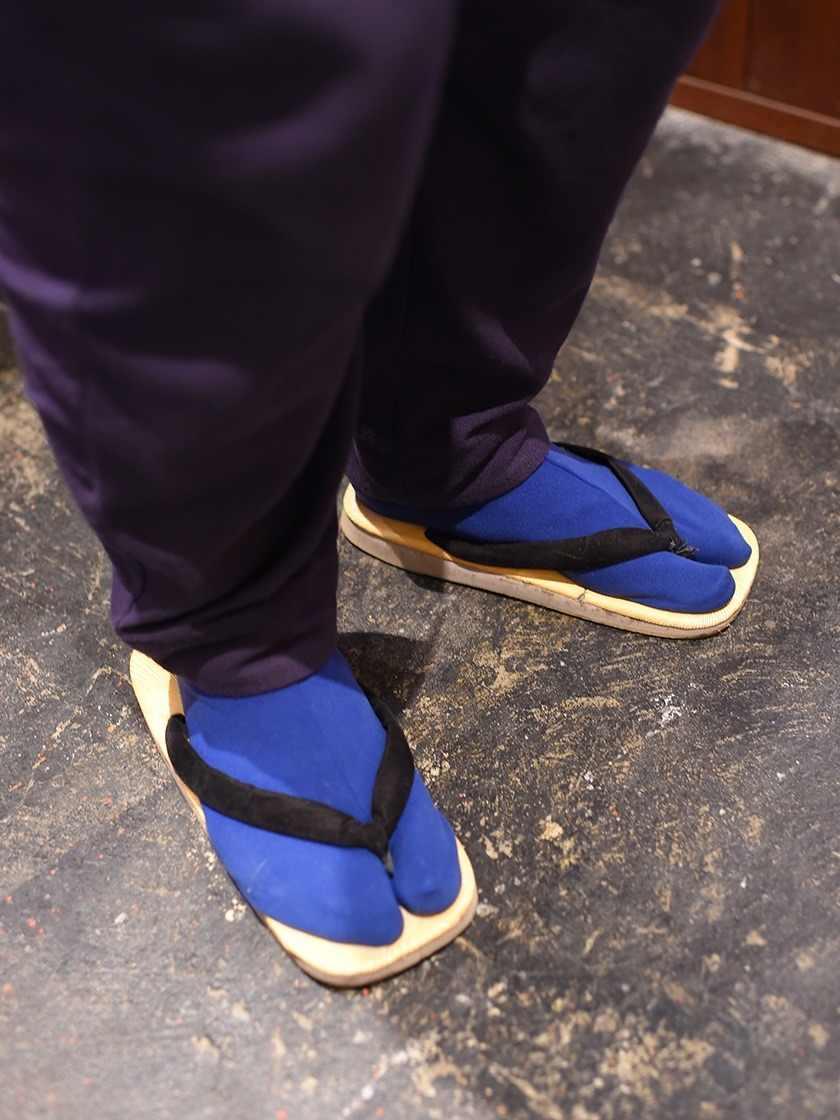 岩座(IWAKURA)Power Stone専門 鎌倉小町通り店の制服7