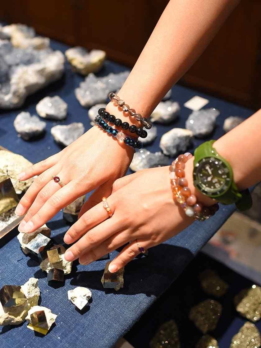 岩座(IWAKURA)Power Stone専門 鎌倉小町通り店の制服3