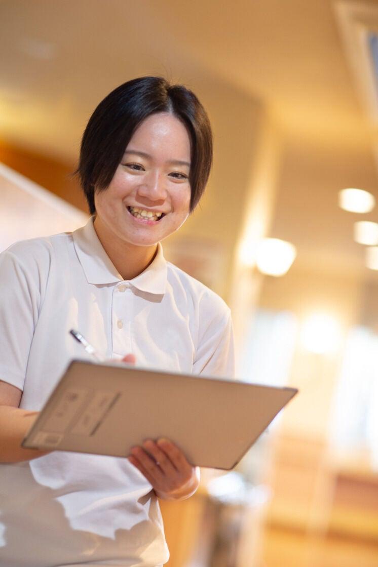 特別養護老人ホーム かもな園の制服1