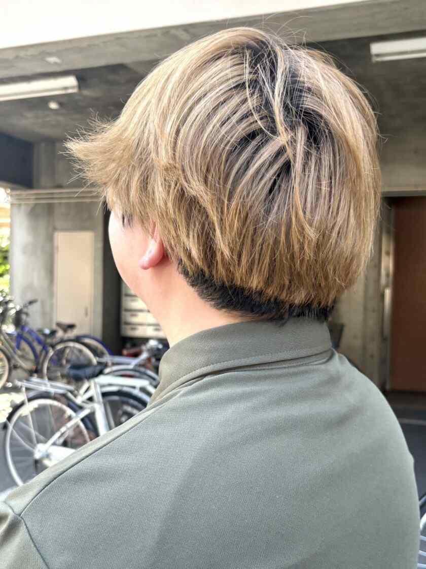 ヘルパーステーション八福(株式会社アハト)の制服3