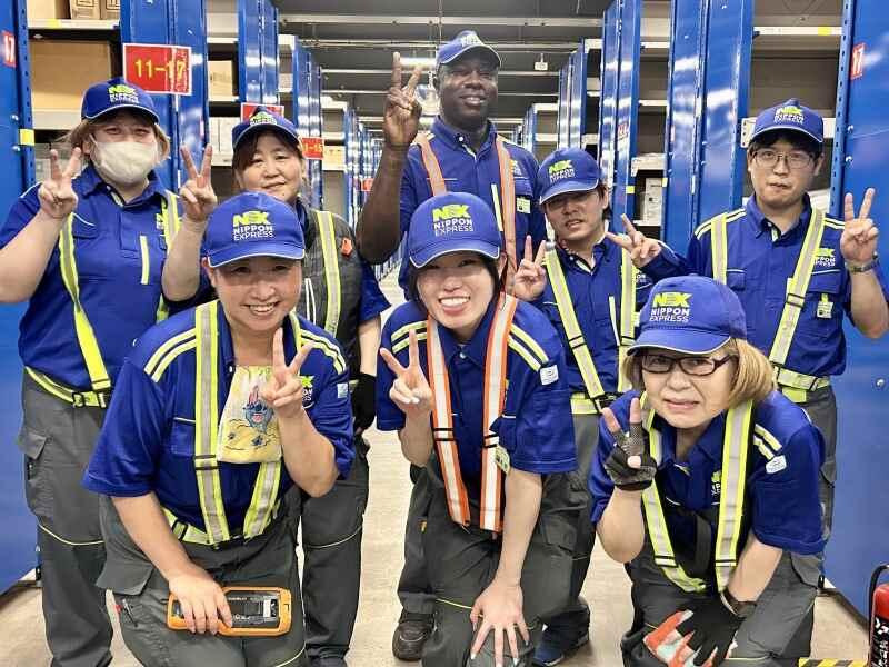 日本通運株式会社 メルセデス・ベンツロジスティクスセンターの仕事画像3