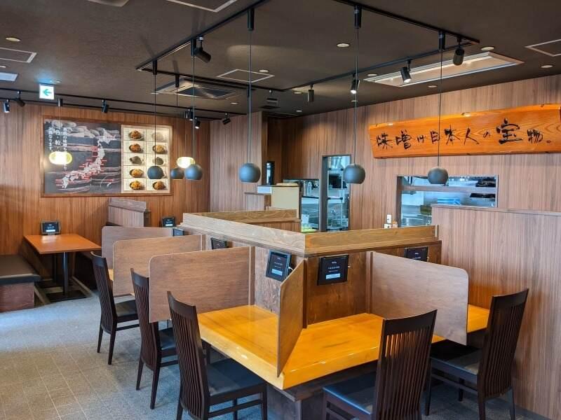 麺場 田所商店 ゆめモール西条店の仕事画像2