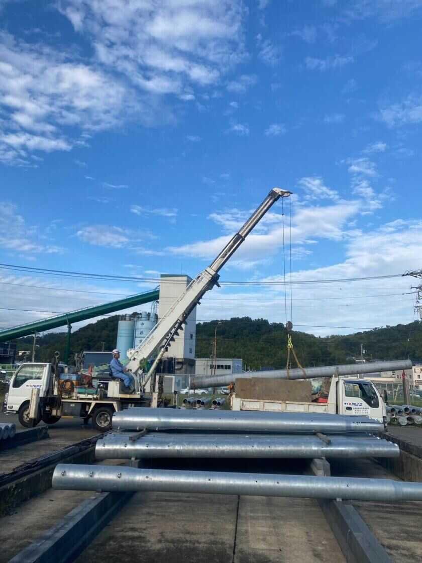 有限会社河津電設の制服4