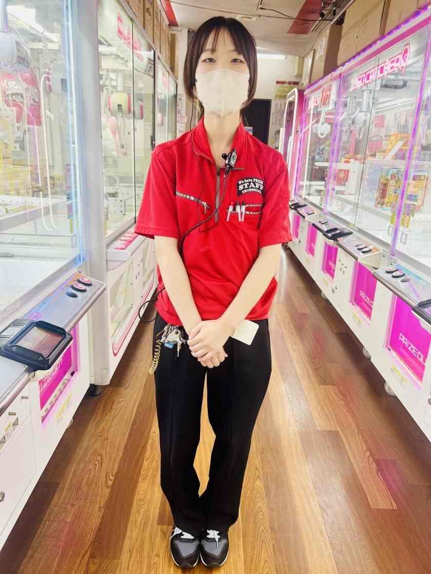 東京レジャーランド亀有店の制服1