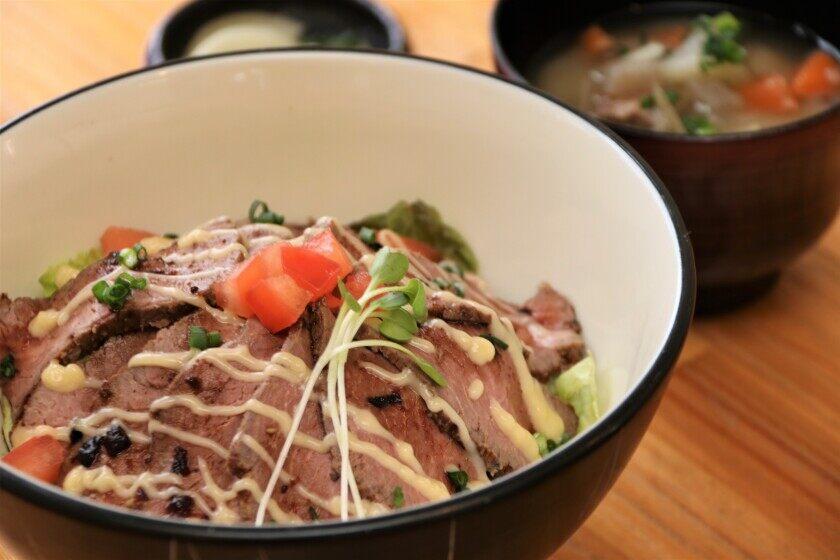 饗応はしもと・菊陽食肉センターの制服3