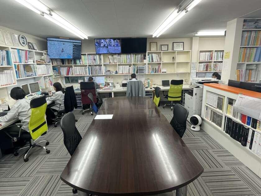 ヤシオトーヨー住器株式会社の制服1