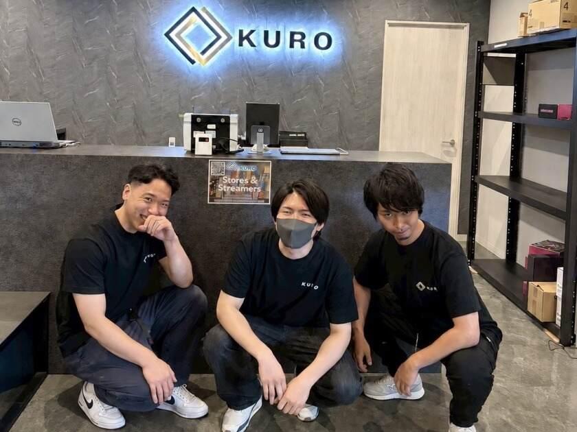 トレカショップKURO 大阪日本橋店の制服8