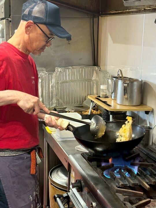 中るラーメン久留米バイパス店の制服6