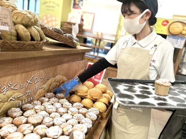 販売スタッフ≫週2~OKの柔軟シフト◎パン・壺焼き芋・カフェ等(販売、常総市)のイメージ画像
