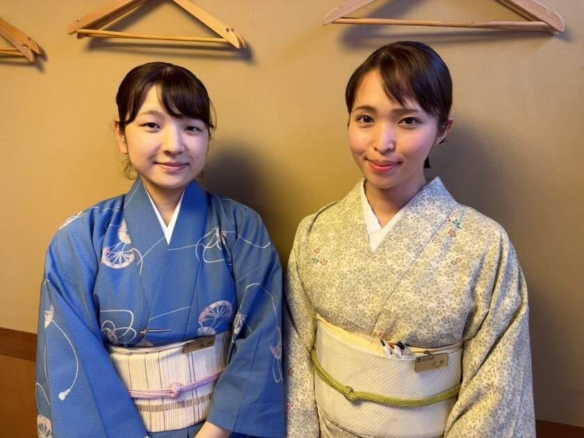 和食処 博多赤らくの制服8