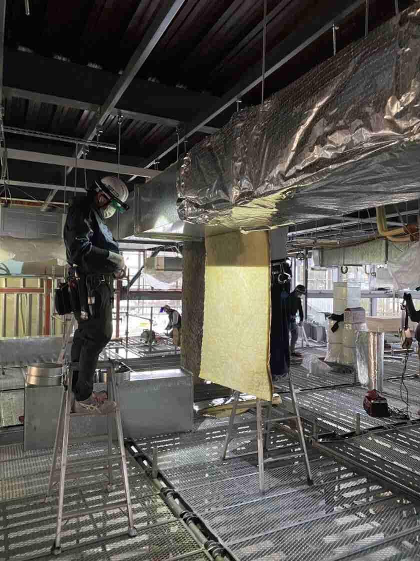 株式会社関根保温工業の制服5