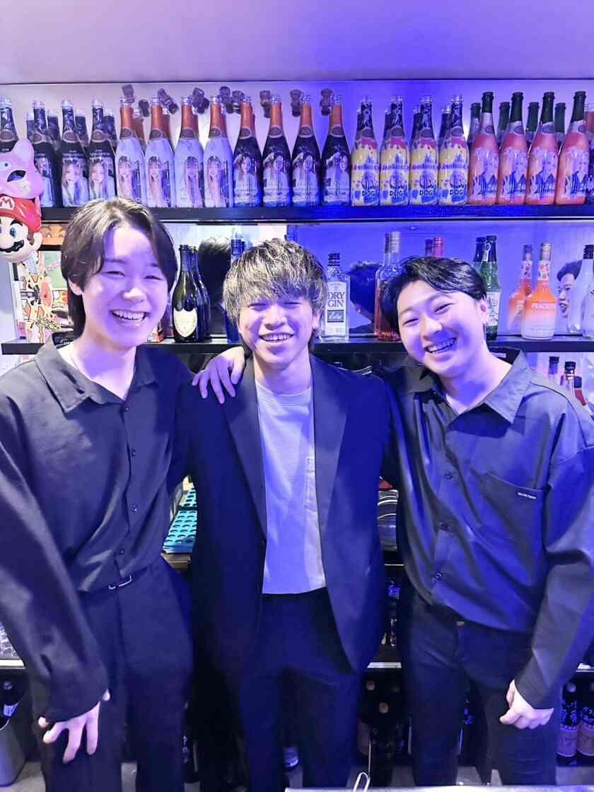 BAR DOG【人生くすぶってる方!全員集合!】の制服3