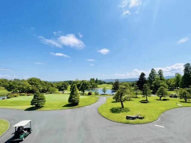 【幹部候補】ゴルフ場の運営・企画を担う正社員(サービス、比企郡鳩山町)のイメージ画像