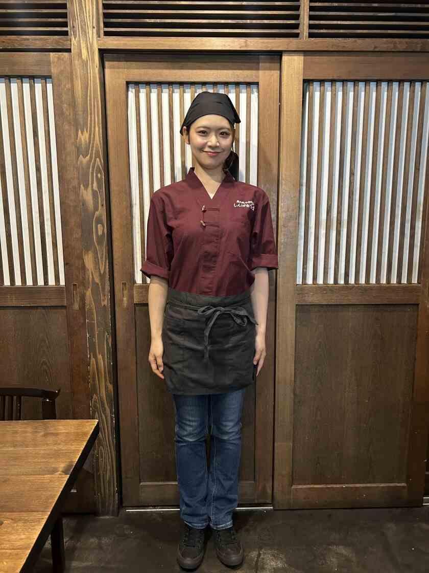 しんぱち食堂 市ヶ谷店の制服1