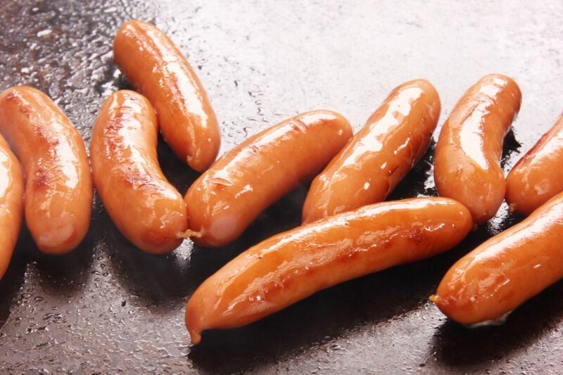 スーパーマーケットで果物やお刺身、ウインナーの試食販売の仕事画像3