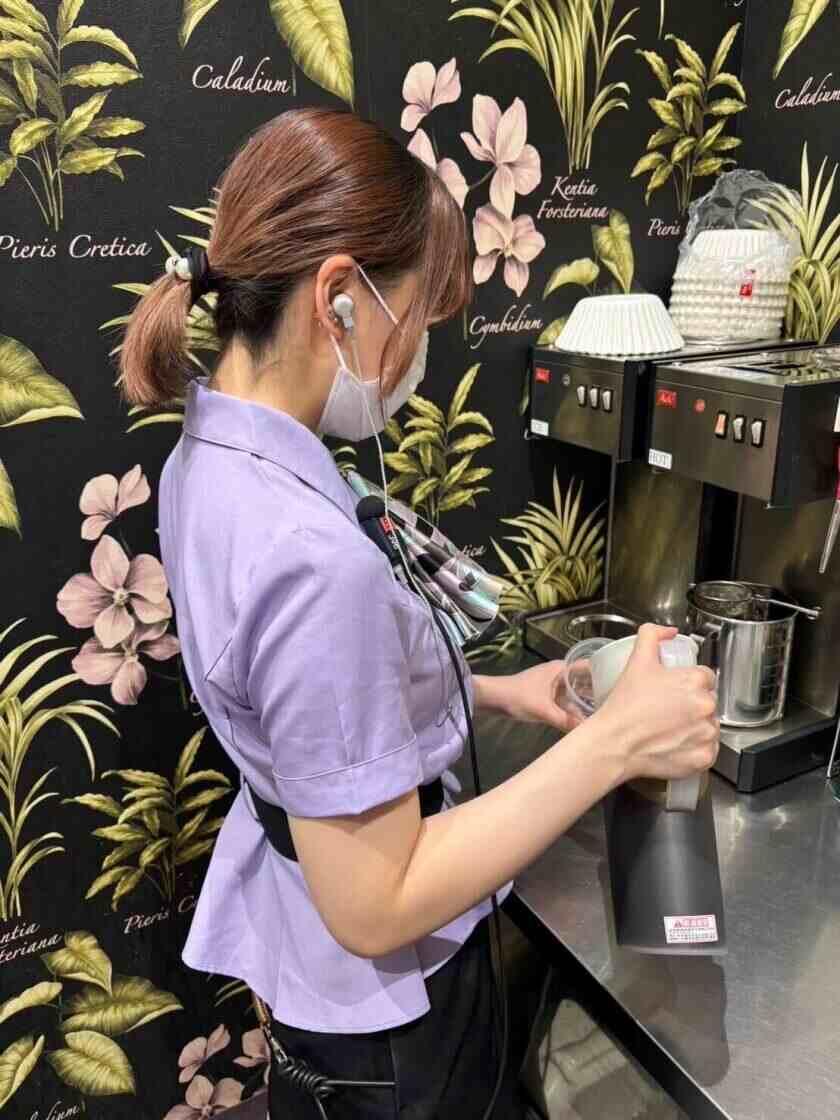 有限会社東近 KEIZ守山店の制服2