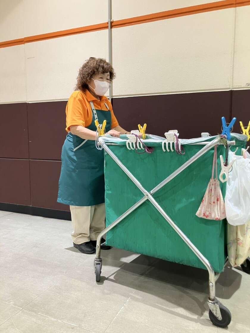 有限会社東近 KEIZ伊賀上野店の制服1