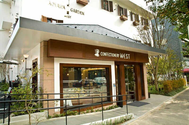 洋菓子舗ウエスト 青山ガーデン カフェ ホールスタッフの仕事画像2