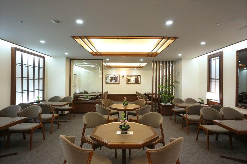 ウエスト ベイカフェヨコハマ(横浜高島屋内) ホールスタッフの仕事画像3