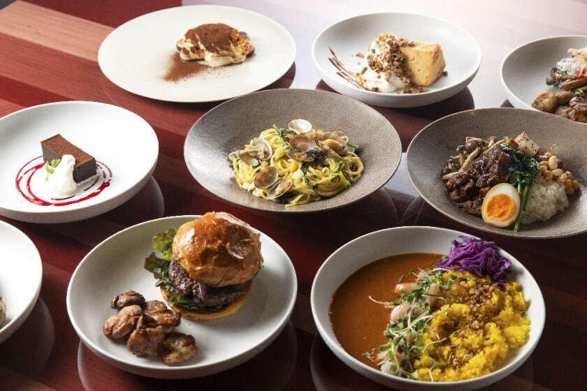 TOKYO NODE CAFEの制服3