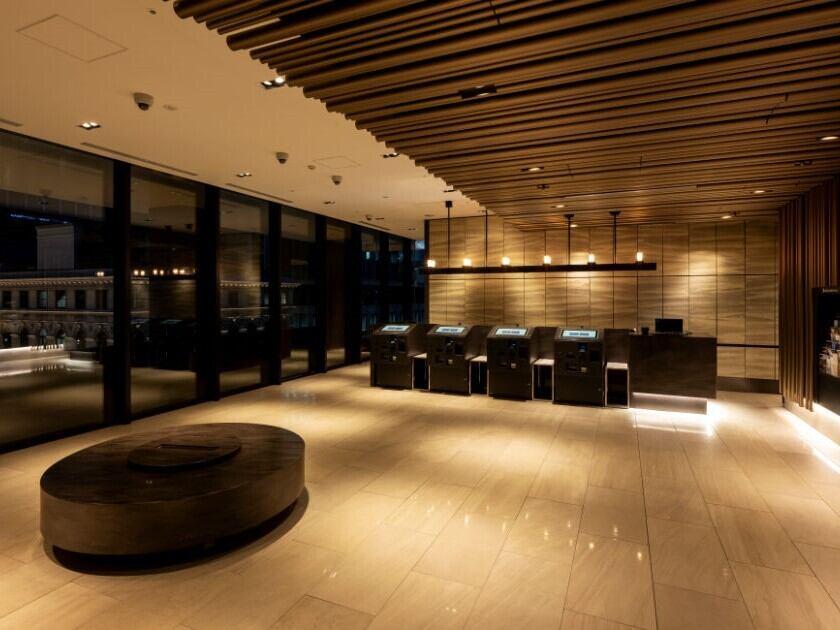 レム東京京橋の制服3