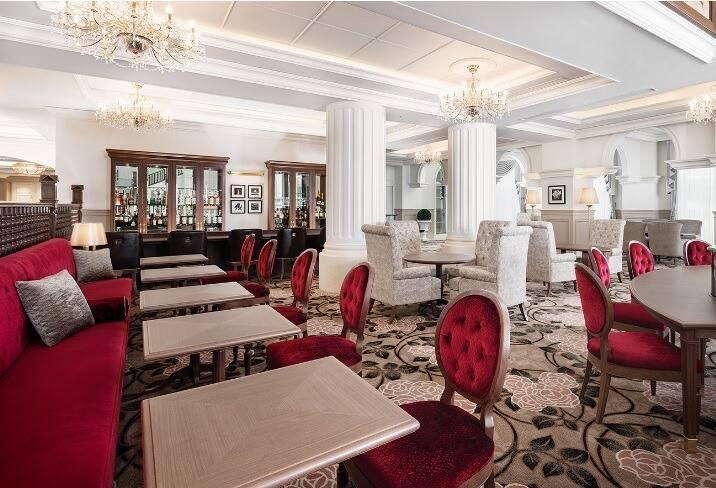 宝塚ホテル ラウンジ「ルネサンス」の仕事画像1