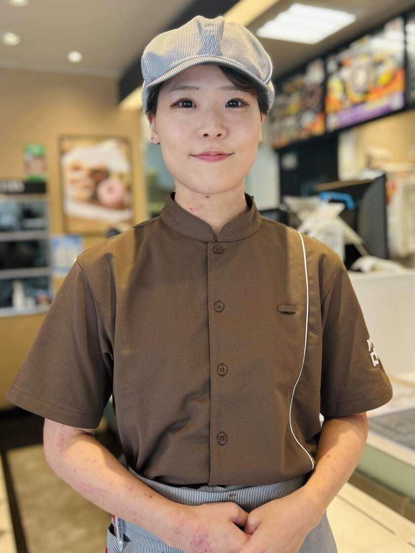 ミスタードーナツ 福島ショップの制服2