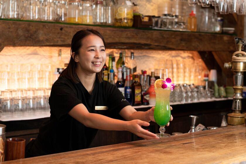 モンスーンカフェ さいたま新都心の制服5