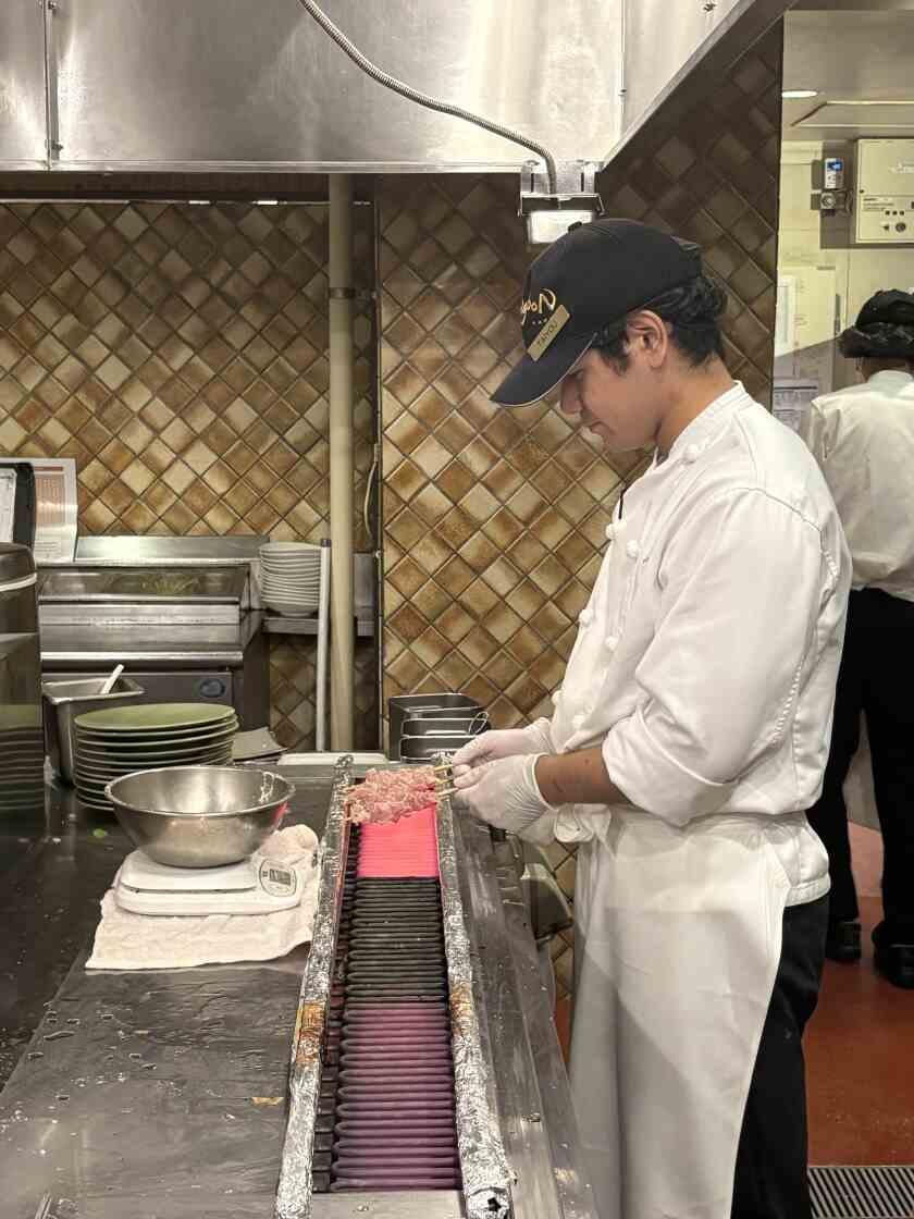 モンスーンカフェ 代官山の制服8