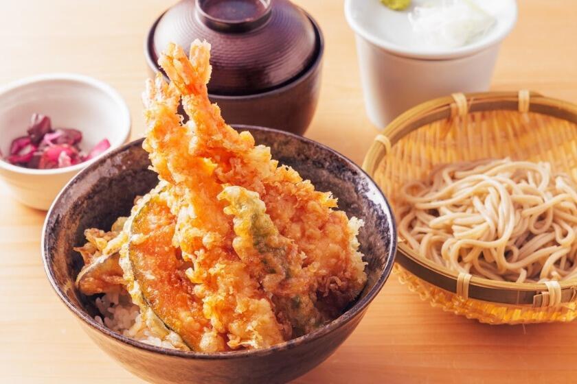 炭焼き権八 あざみ野の制服3