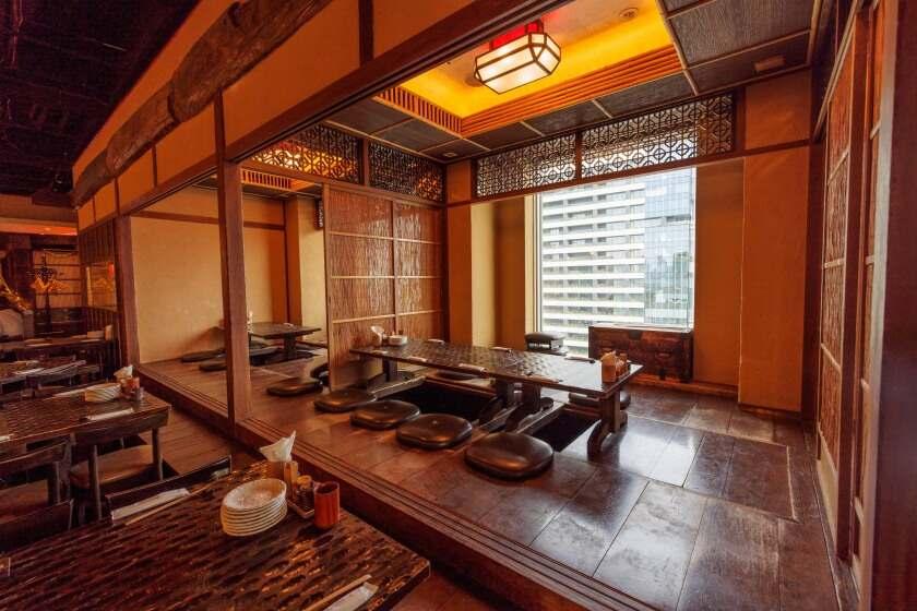 権八 渋谷の制服6