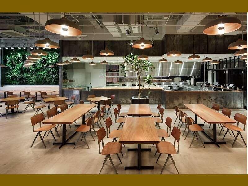 モンスーンカフェ さいたま新都心の制服1