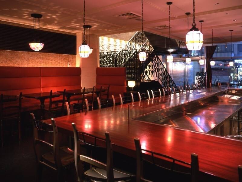 カフェ ラ・ボエム 自由が丘の制服5