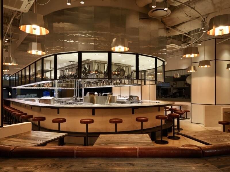 ラ・ボエム パスタフレスカ ららぽーと愛知東郷の制服1