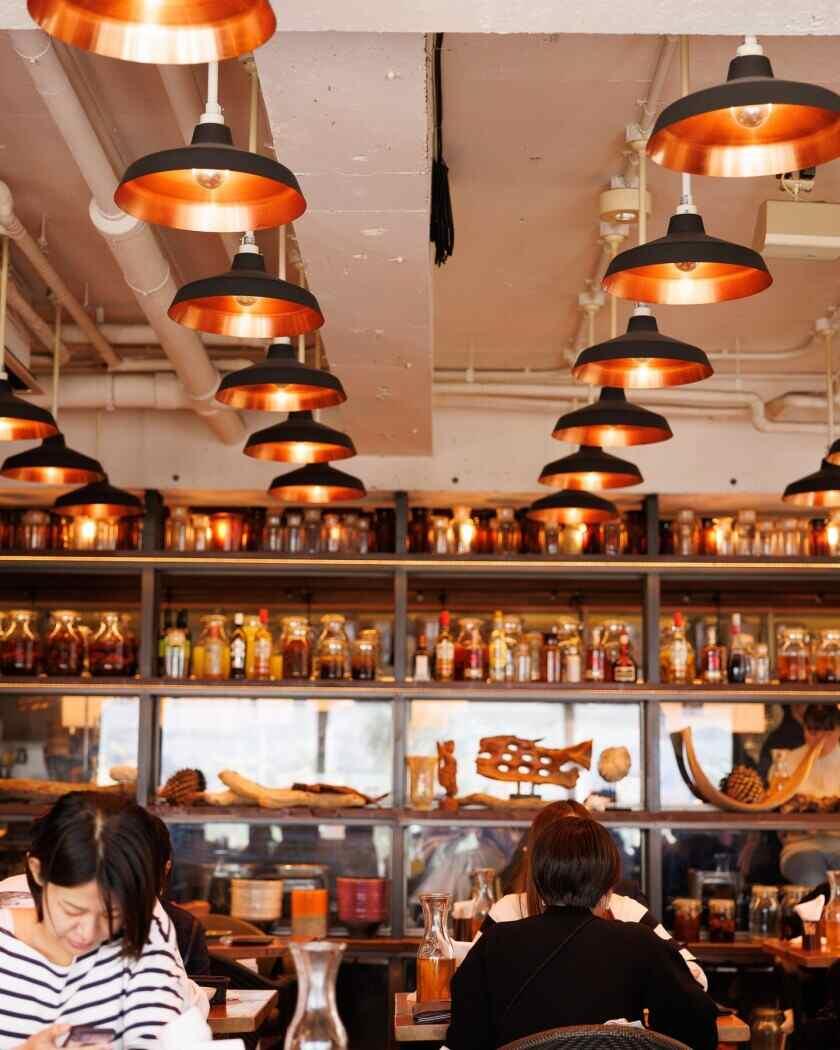 モンスーンカフェ 表参道の制服5