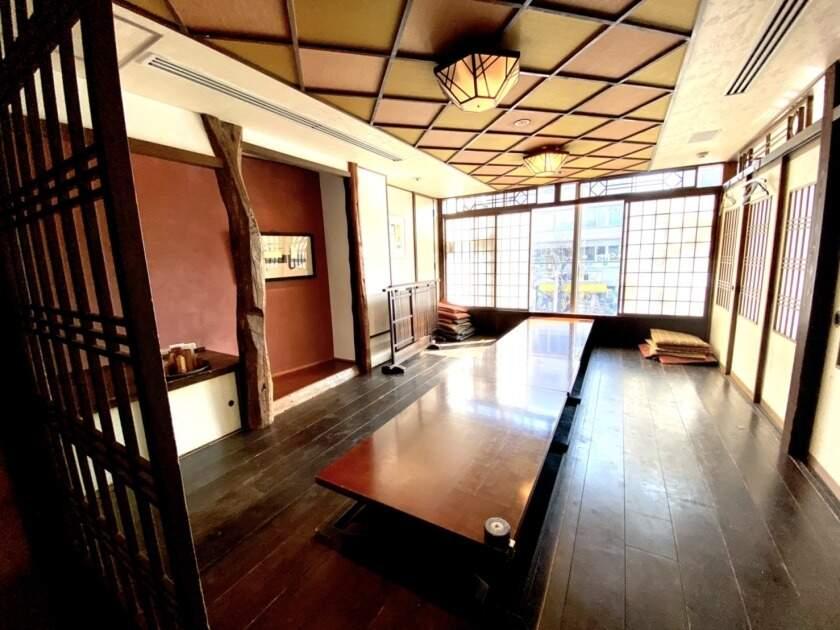 炭焼き権八 桜新町の制服4