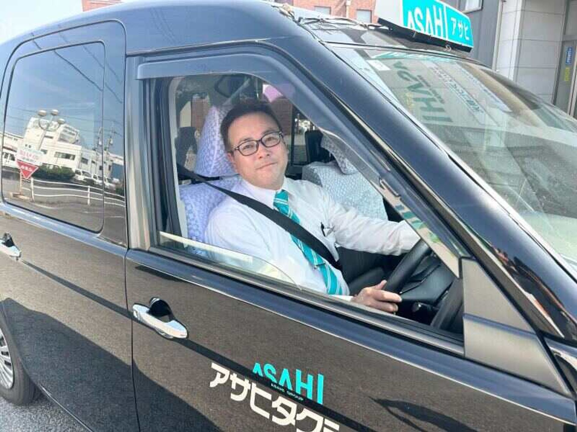 タクシー運転手のイメージ画像