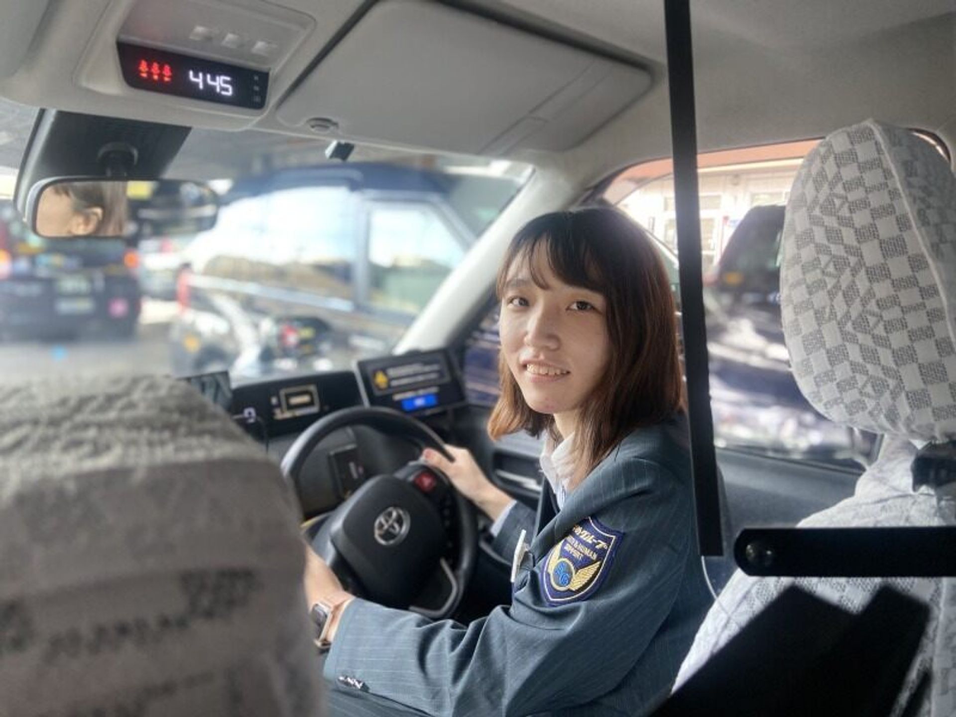 タクシー運転手のイメージ画像