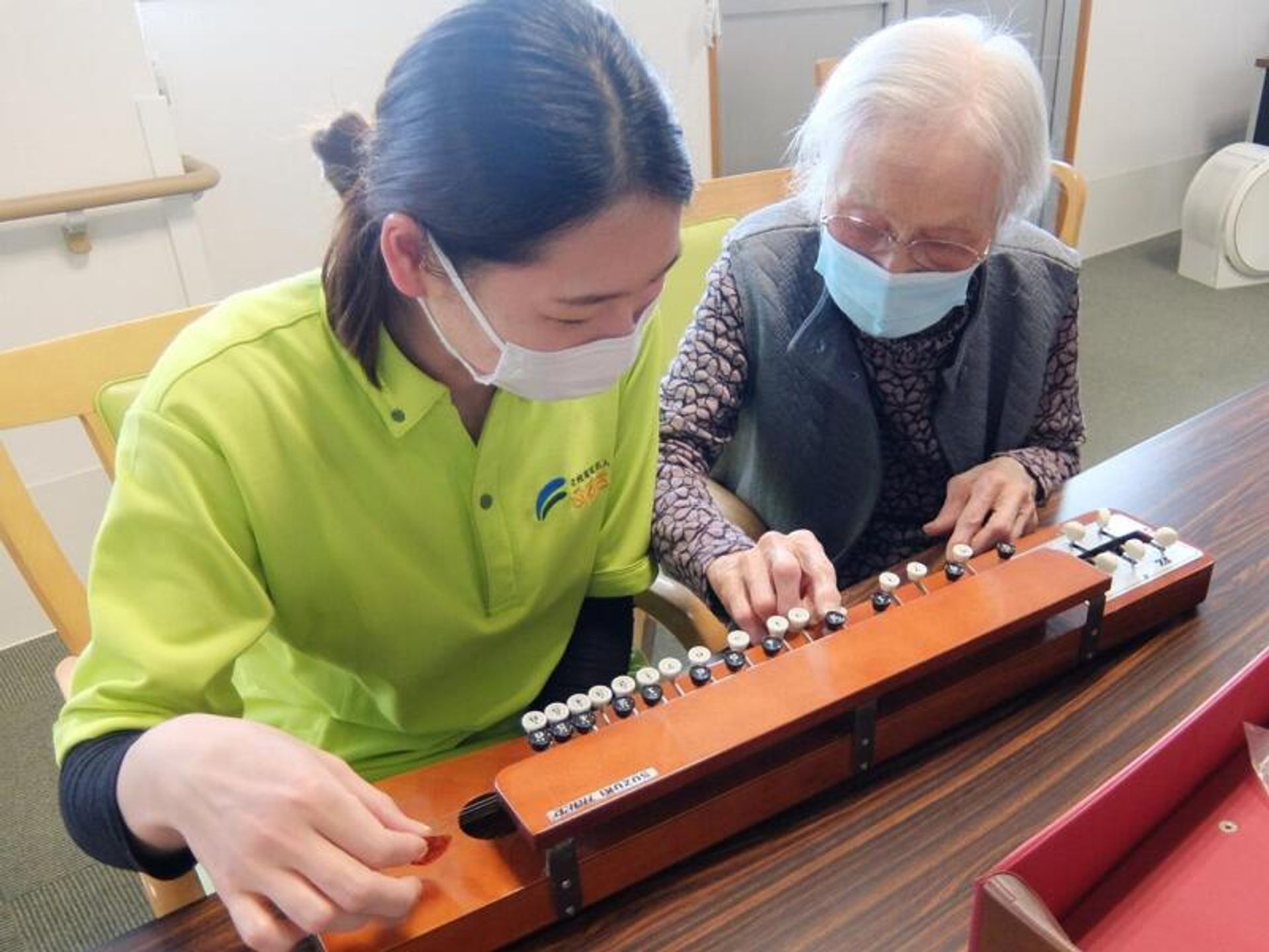 施設内介護のイメージ画像